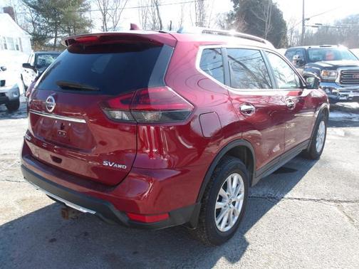 2018 Nissan Rogue SV