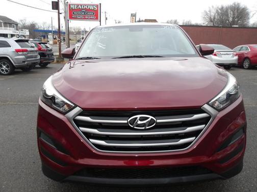 2017 Hyundai TUCSON SE