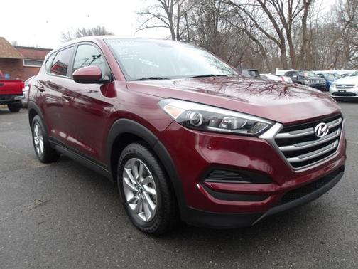 2017 Hyundai TUCSON SE