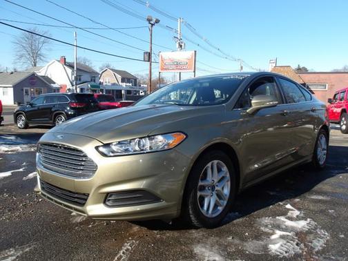 2013 Ford Fusion SE