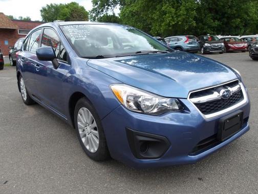 Quartz Blue Pearl 2014 Subaru Impreza 2.0i