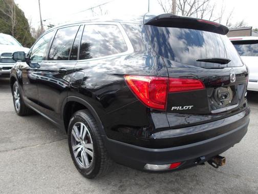 Black 2017 Honda Pilot EX-L