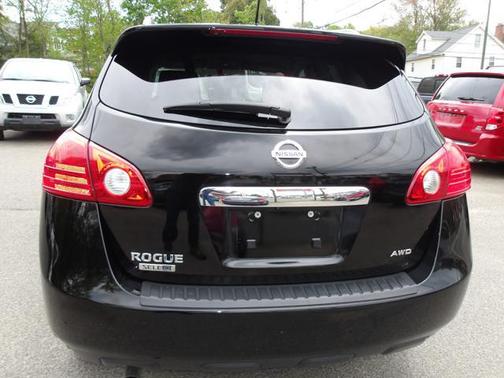 Black 2015 Nissan Rogue Select S