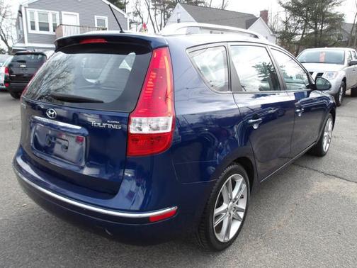 2011 Hyundai Elantra Touring SE