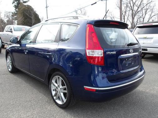 2011 Hyundai Elantra Touring SE