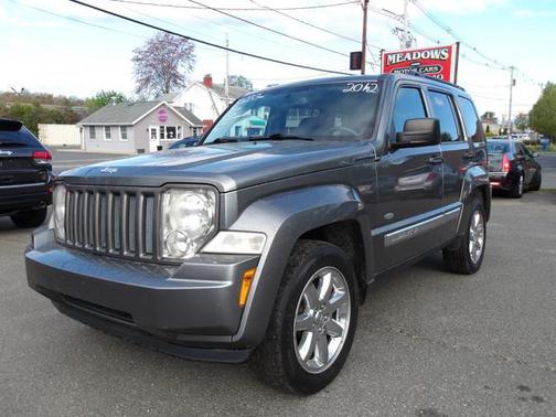Mineral Gray Metallic Clearcoat 2012 Jeep Liberty Sport