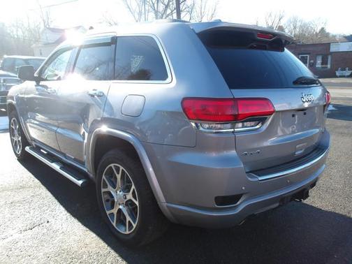 2020 Jeep Grand Cherokee Overland