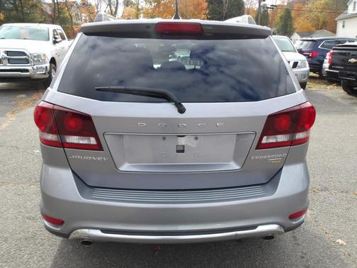 2019 Dodge Journey Crossroad