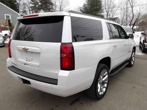 2019 Chevrolet Suburban LT