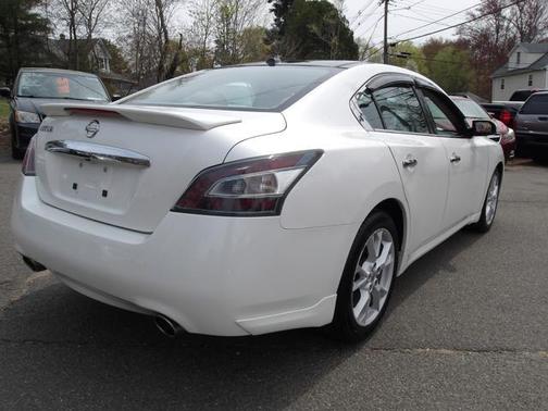 2013 Nissan Maxima SV