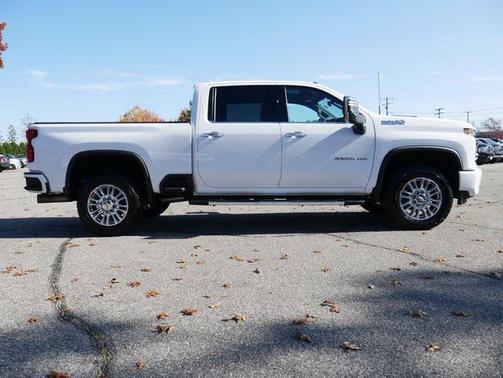 2022 Chevrolet Silverado 3500 High Country
