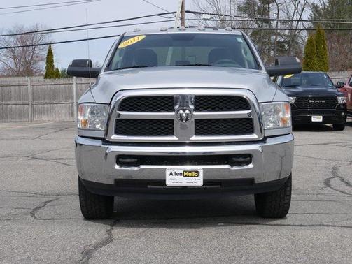 2017 RAM 2500 Tradesman Crew Cab 4x4 6'4' Box