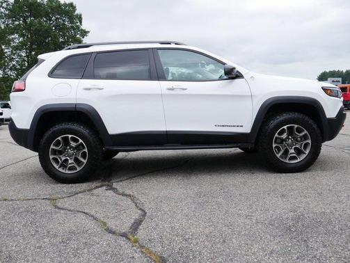 2020 Jeep Cherokee Trailhawk