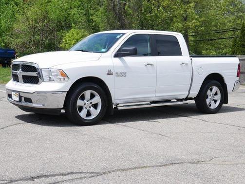 2017 RAM 1500 SLT