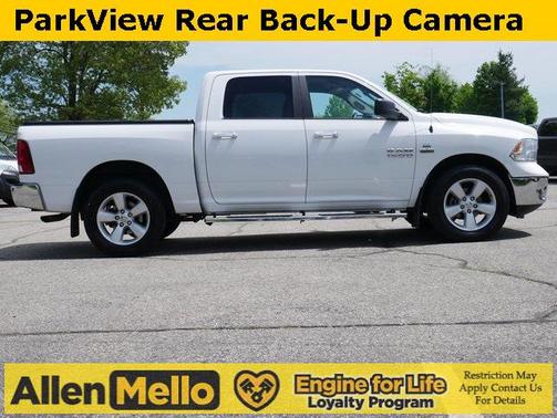 2017 RAM 1500 SLT