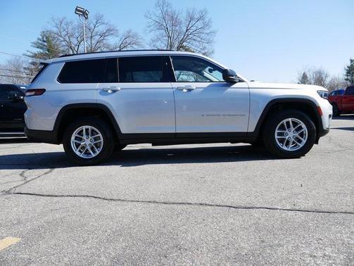 2021 Jeep Grand Cherokee L Laredo