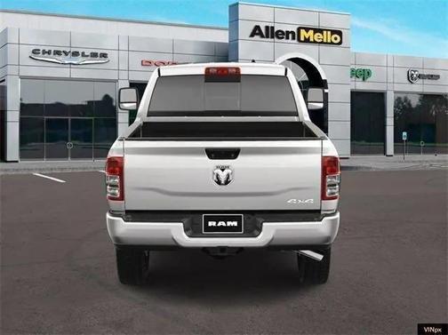 2024 RAM 2500 Tradesman Crew Cab 4x4 6'4' Box