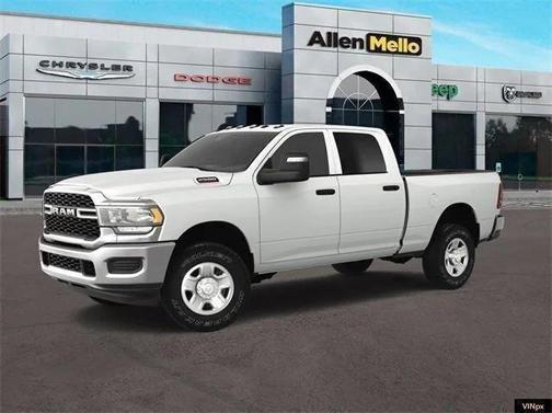 2024 RAM 2500 Tradesman Crew Cab 4x4 6'4' Box
