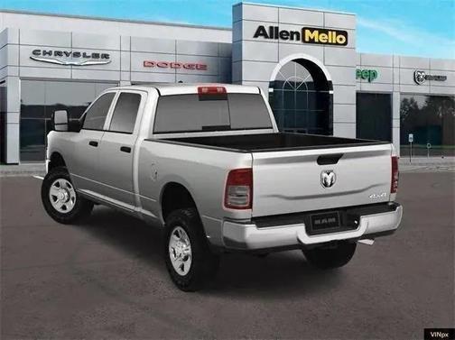 2024 RAM 2500 Tradesman Crew Cab 4x4 6'4' Box