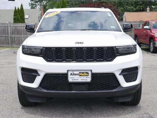 2024 Jeep Grand Cherokee Altitude