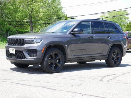 2023 Jeep Grand Cherokee Altitude