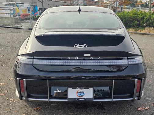 2025 Hyundai IONIQ 6 SEL