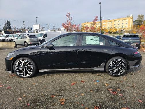 2025 Hyundai IONIQ 6 SEL
