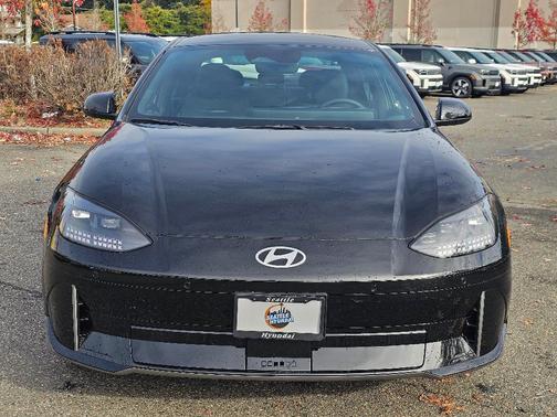 2025 Hyundai IONIQ 6 SEL