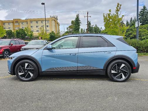 2025 Hyundai IONIQ 5 SEL