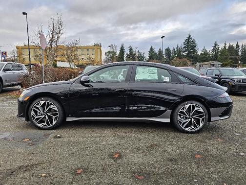 2025 Hyundai IONIQ 6 SEL