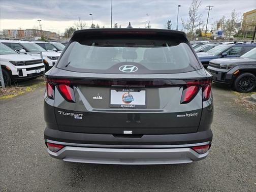 Gray 2026 Hyundai TUCSON Hybrid Blue SE