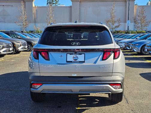 2026 Hyundai TUCSON Hybrid SEL