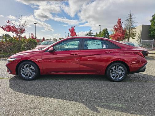 2025 Hyundai ELANTRA HEV Blue