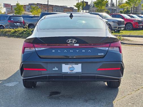 2025 Hyundai ELANTRA HEV Blue