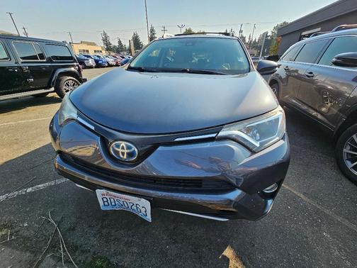 2017 Toyota RAV4 Hybrid XLE