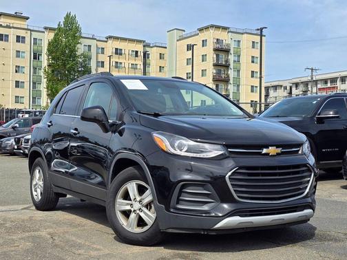 Black Metallic 2020 Chevrolet Trax LT