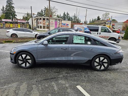2025 Hyundai IONIQ 6 SE