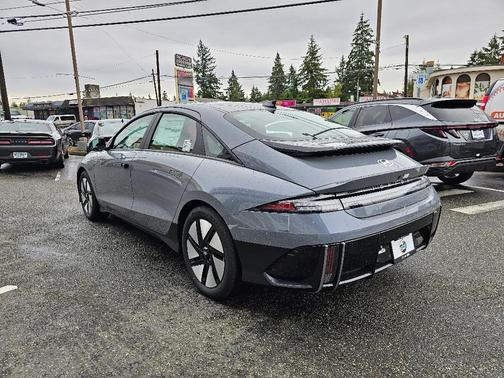 2025 Hyundai IONIQ 6 SE