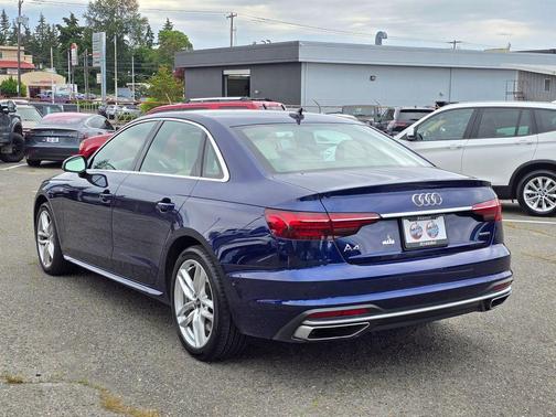Navarra Blue Metallic 2021 Audi A4 45 S line Prestige