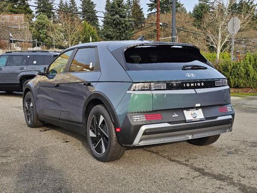 2026 Hyundai IONIQ 5 SE