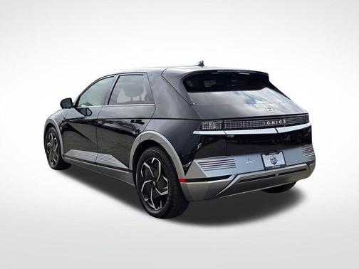 Black 2024 Hyundai IONIQ 5 Limited