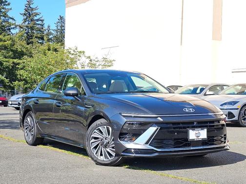 2025 Hyundai SONATA Hybrid Limited