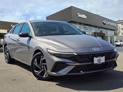 2025 Hyundai ELANTRA HEV SEL Sport
