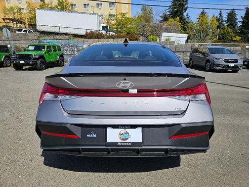 2025 Hyundai ELANTRA HEV SEL Sport