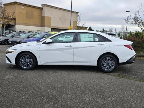 2026 Hyundai ELANTRA HEV Blue