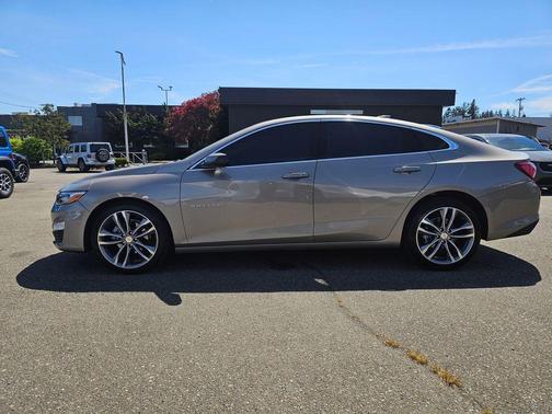 Mineral Gray Metallic 2024 Chevrolet Malibu 2LT