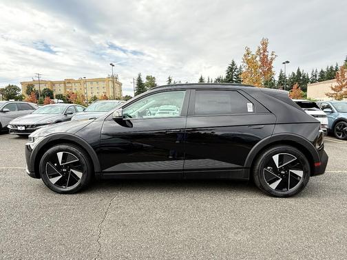 2025 Hyundai IONIQ 5 SEL