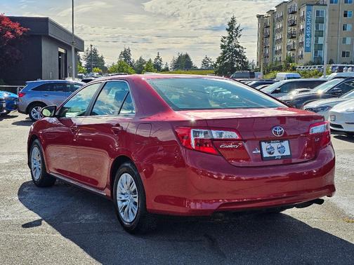 2013 Toyota Camry LE