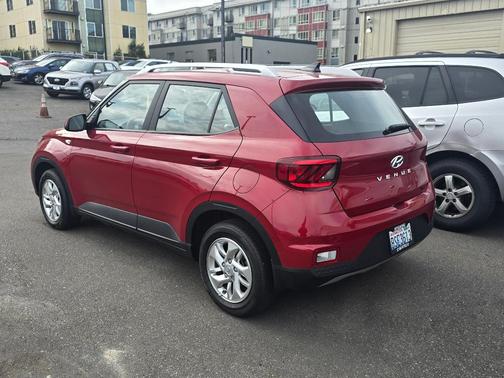 2020 Hyundai VENUE SEL