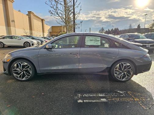 2025 Hyundai IONIQ 6 SEL